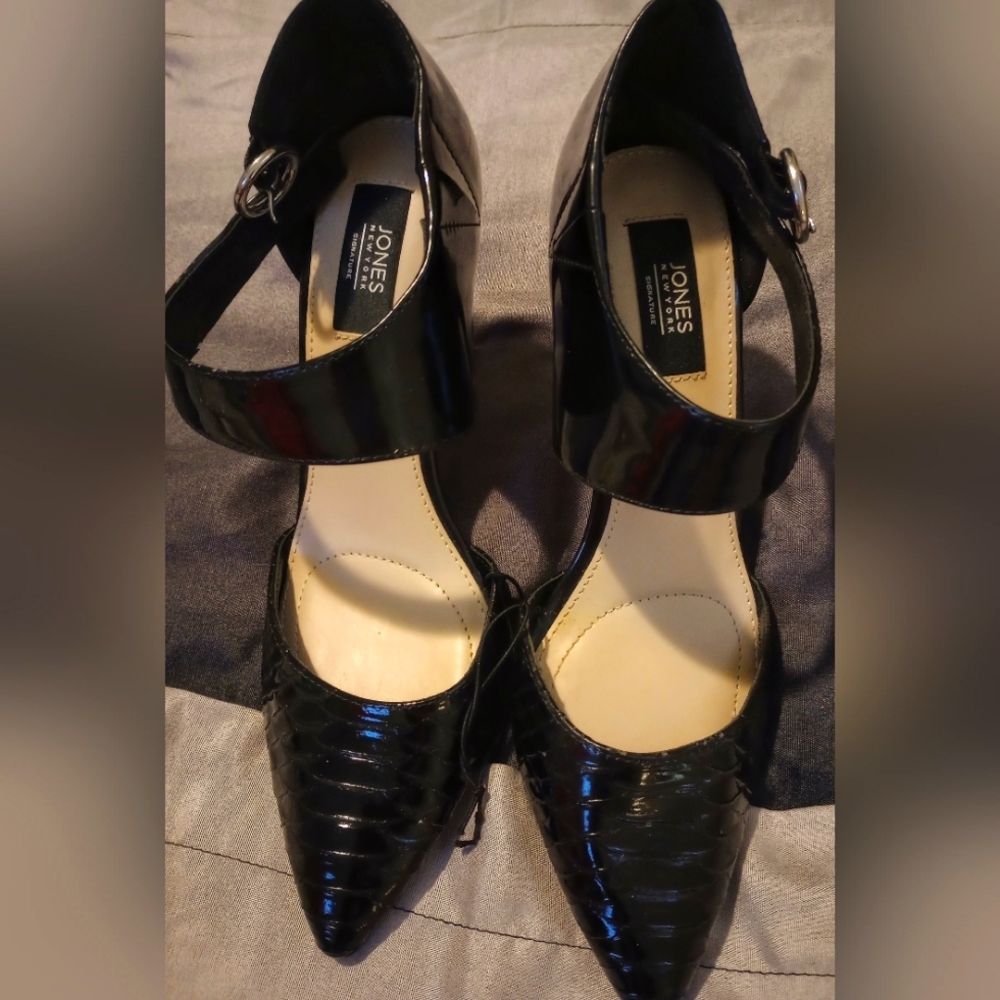 New With Tags Black High Heel Strap Shoes